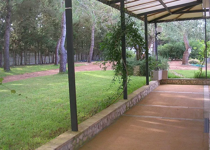 Terra Rossa Отранто